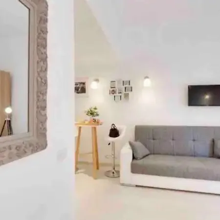 Loft In The Ghetto Gæstehus *